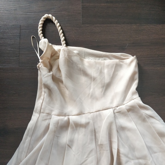 H&M Blush One Shoulder Dress - Picture 5 of 8